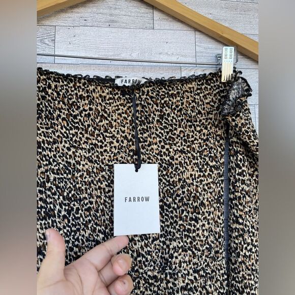 Farrow
Lucinda Off-Shoulder Leopard Dress Smocked leopard-print dress small - Picture 11 of 16